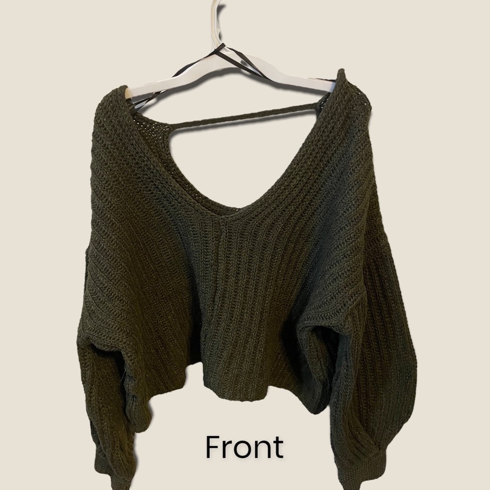NWOT Forever 21 chunky knit off the shoulder sweater